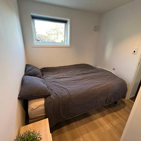 Nydelig Sentral Leilighet Med Gratis Parkering *